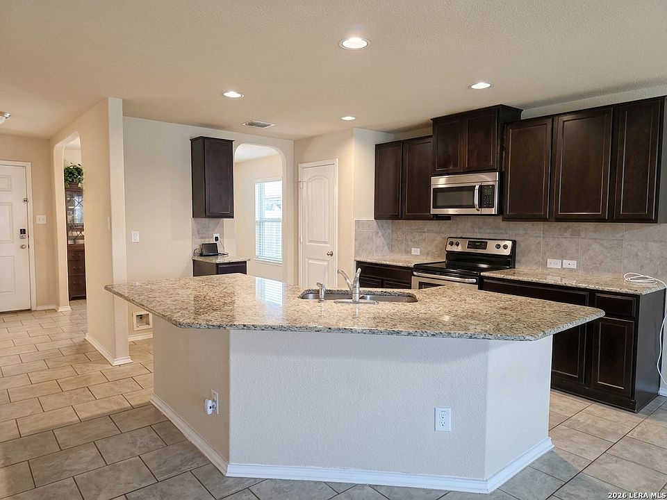 7131 Phoebe Vw, San Antonio, TX 78252 | Zillow