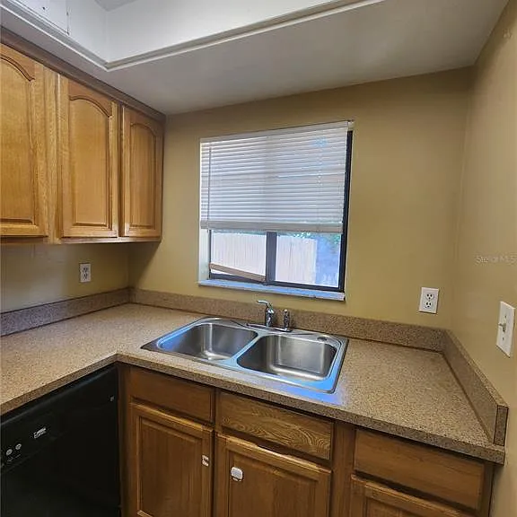 702 SW 70th Ter #B — Photo 10