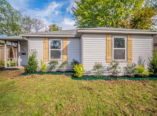 1105 E Devitt St, Fort Worth, TX 76110