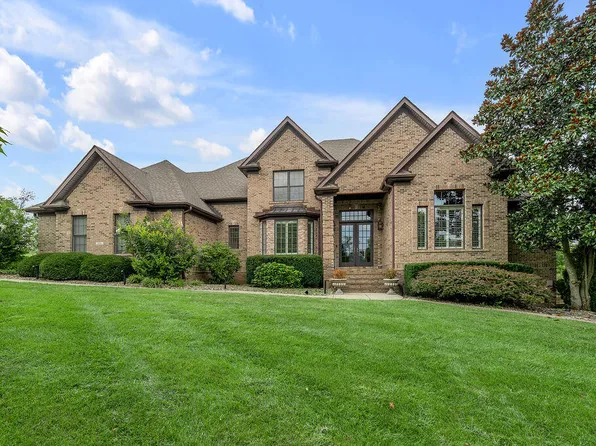 106 Deerfield Cir, Nicholasville, KY 40356