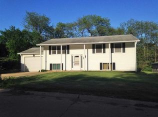 614 Cherry Street Ct, Port Byron, IL