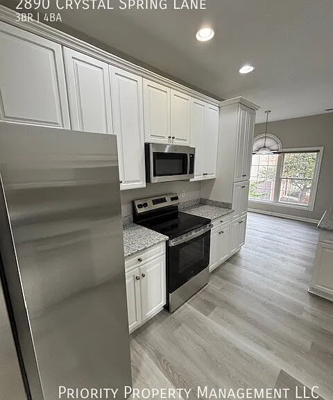 2890 Crystal Spring Ln — Photo 9