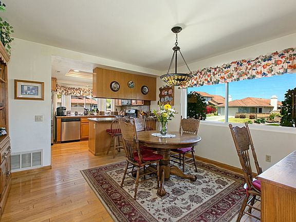 4th image of 1852 Teakwood Way