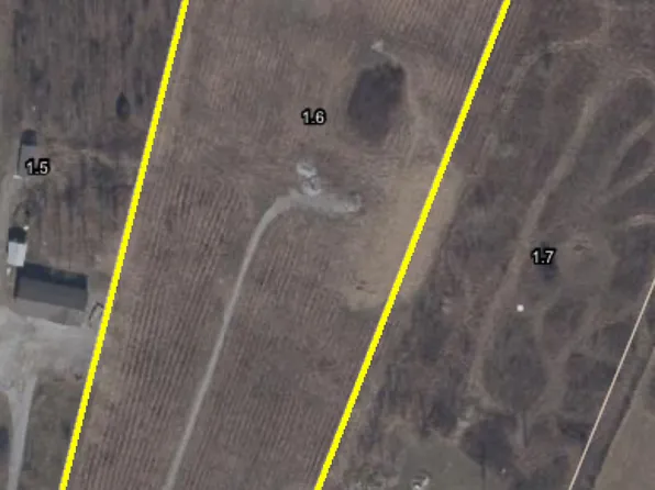 8200 W County Road 830 S, Commiskey, IN 47227