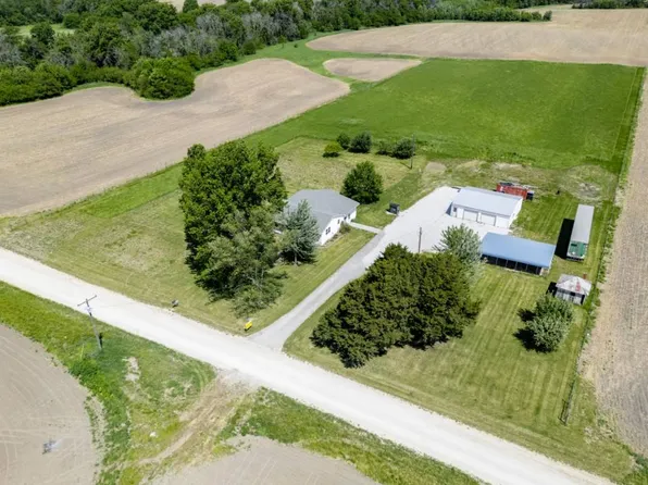 58501 Skylark St, Knox City, MO 63446