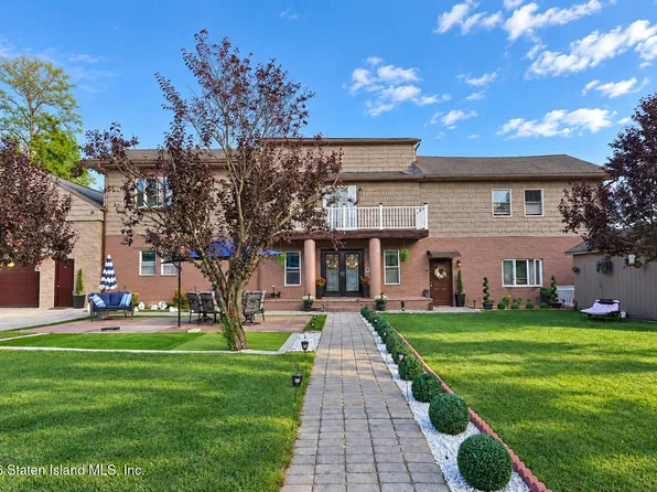 226 Roma Ave, Staten Island, NY 10306
