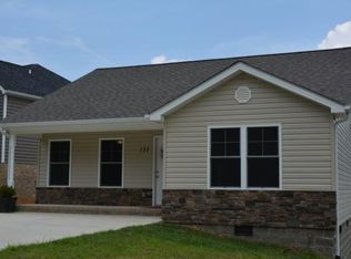 137 Brighton Pl, Bristol, TN 37620