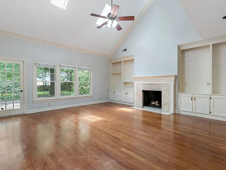 51 Summer Grove Rd — Photo 12
