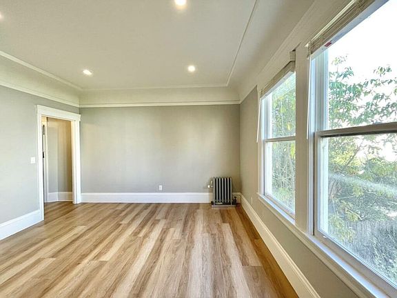 3rd image of 2030 Fell St APT 10