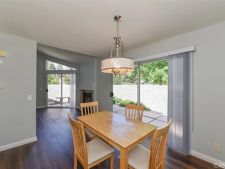 391 Stanford Ct #1 — Photo 16