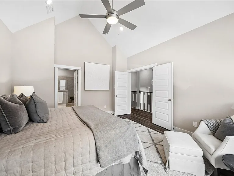 10960 Hewitt Cliff Ln — Photo 14