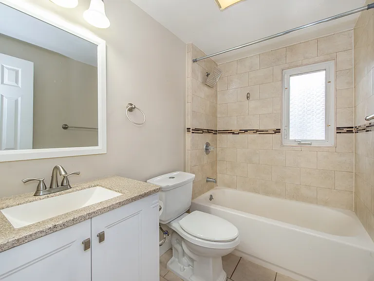 56 Corabelle Ave #2 — Photo 11