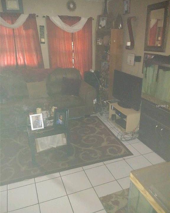 2nd image of 5011 Caserta St