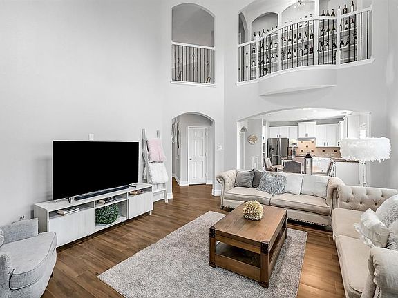 4th image of 25219 Fisher Colony Dr