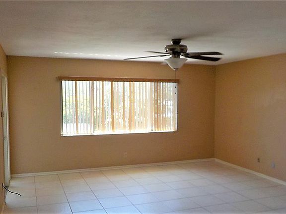 3rd image of 416 73rd Ave N APT 202