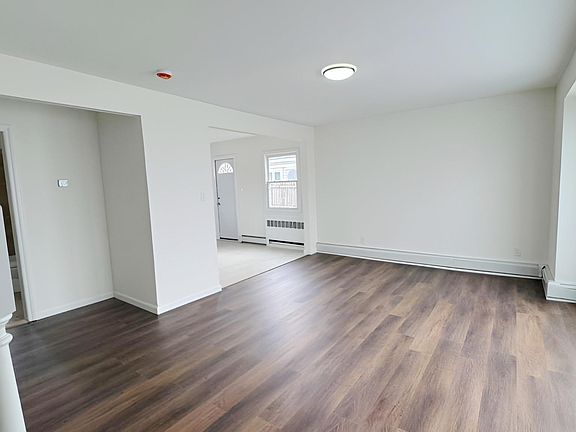 5th image of 11 State Street