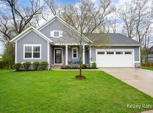 1548 Dryad Ct NE, Grand Rapids, MI 49505
