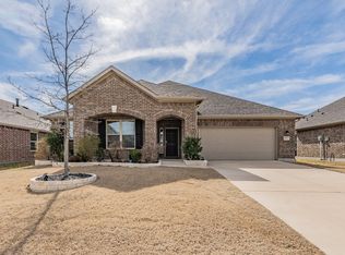 1812 Drover Creek Rd, Aubrey, TX 76227