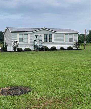 2nd image of 40382 Dapprich Ln