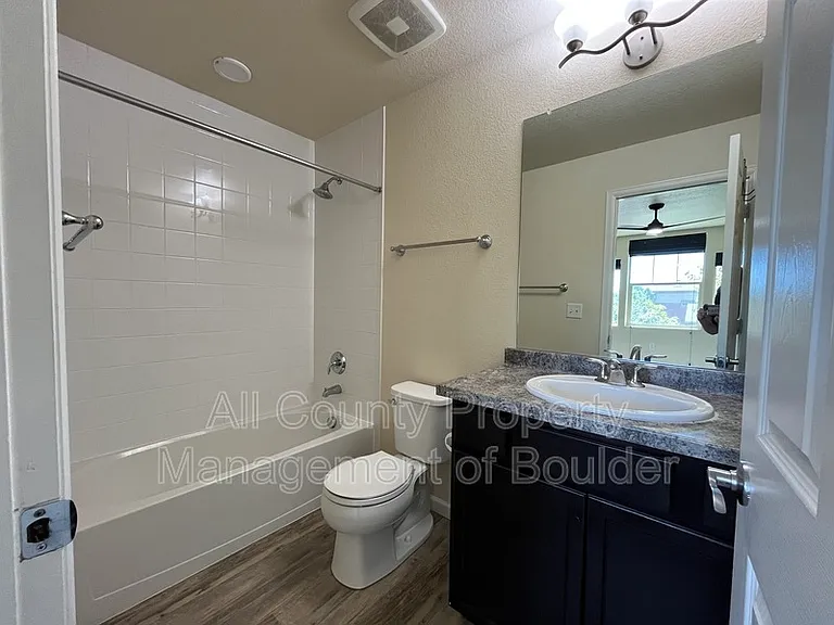 1208 Hummingbird Cir — Photo 18