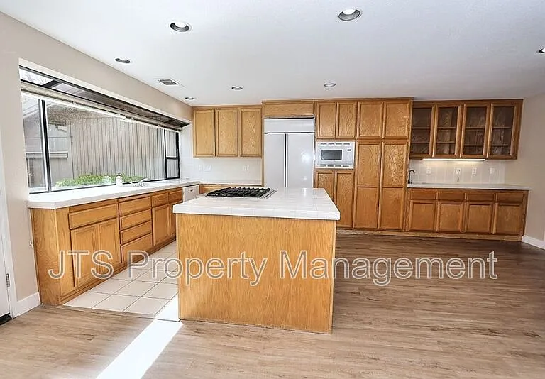 11674 Gold Country Blvd — Photo 19