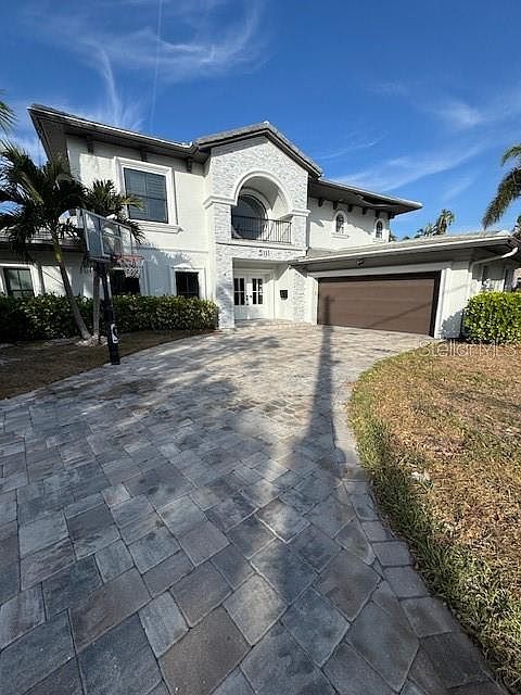 1st image of 5111 W Poe Ave