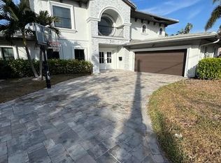 5111 W Poe Ave, Tampa, FL 33629