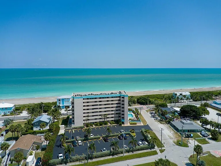 355 S Ocean Dr #106 — Photo 1