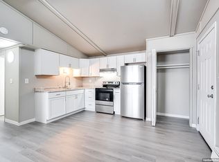 405 School St #4, Wrightstown, WI 54180