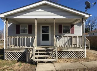 100 N 12th St, Herrin, IL 62948