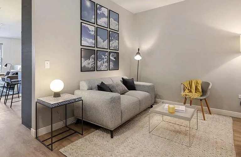 HIGHPOINT Clarendon Hills — Photo 12