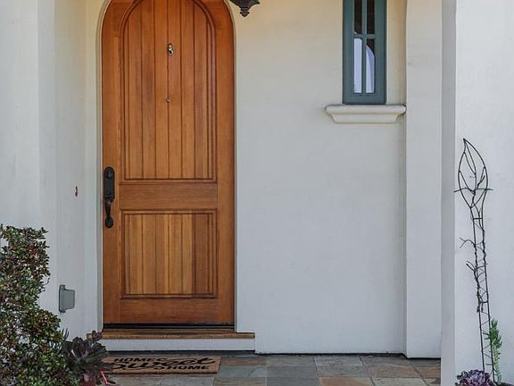 4th image of 1310 Bronwen Way