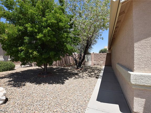 5th image of 1068 Harpy Eagle Ave
