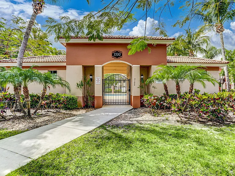 3790 N Jog Rd #203 — Photo 44