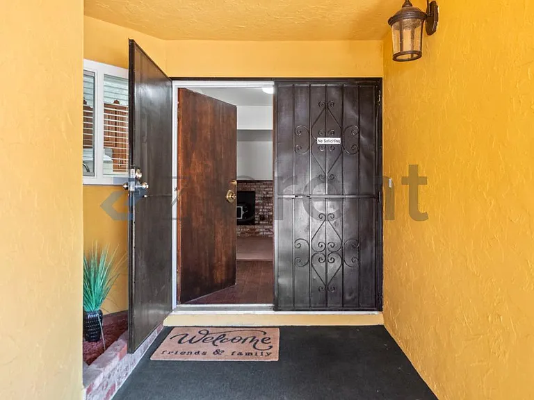 2923 Birmingham Dr — Photo 3