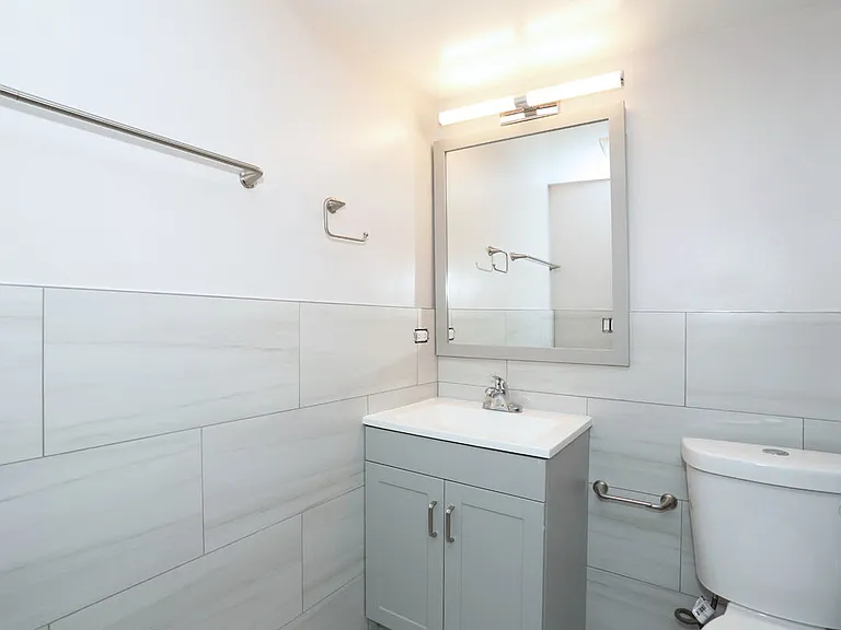 675 Greenfield Ct #D1 — Photo 13