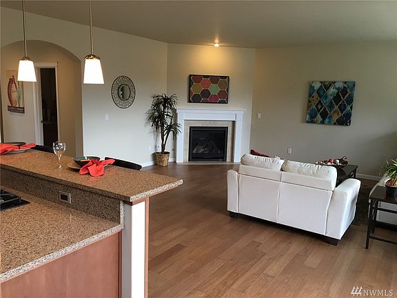 4th image of 3902 24th Street Pl SE