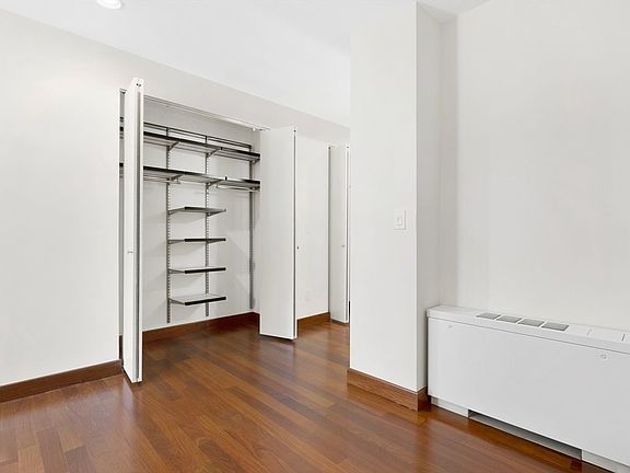 4th image of 305 E 63rd St #4MM