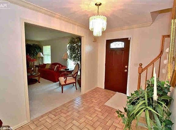 3rd image of 1414 Hickory Hollow Dr