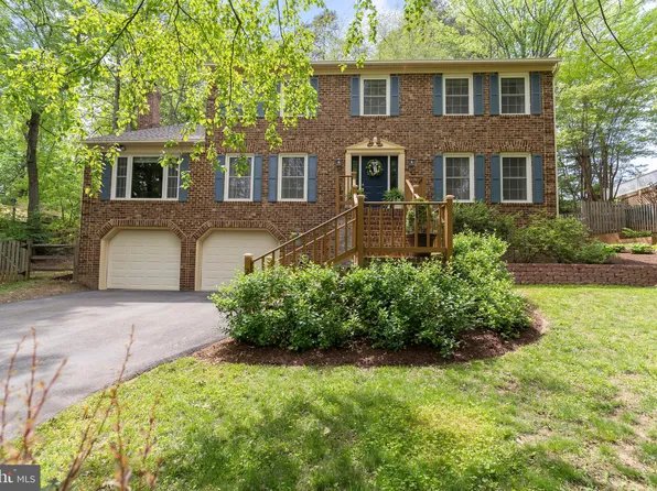 2023 Stateroom Dr, Stafford, VA 22554