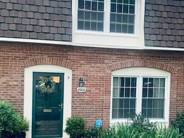 8208 Carrleigh Pkwy #5, Springfield, VA 22152