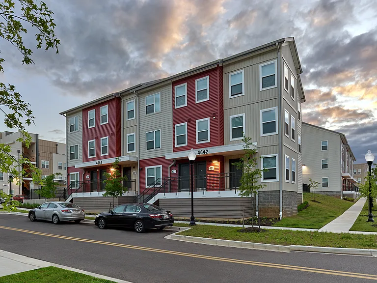 Uplands Apts — Photo 17