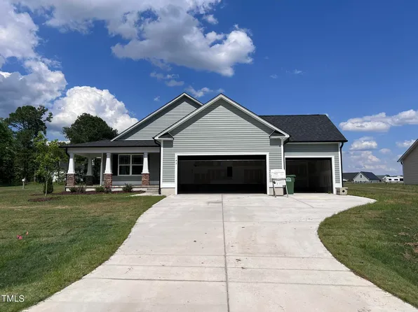 147 Mahogany Way, Four Oaks, NC 27524