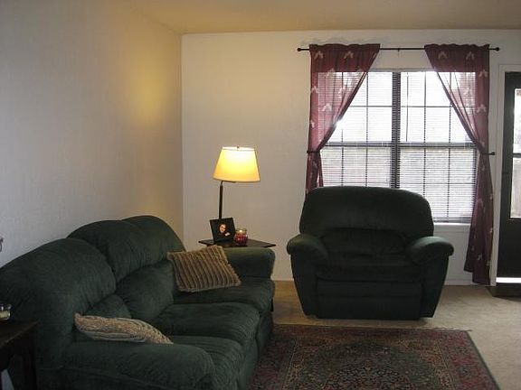 3rd image of 11140 Stratford Dr APT 524