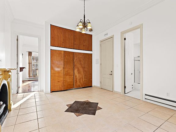 3rd image of 111 Chestnut Ave