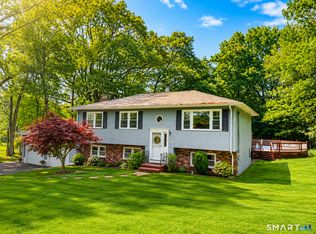 9 Garry Drive, East Haven, CT 06513