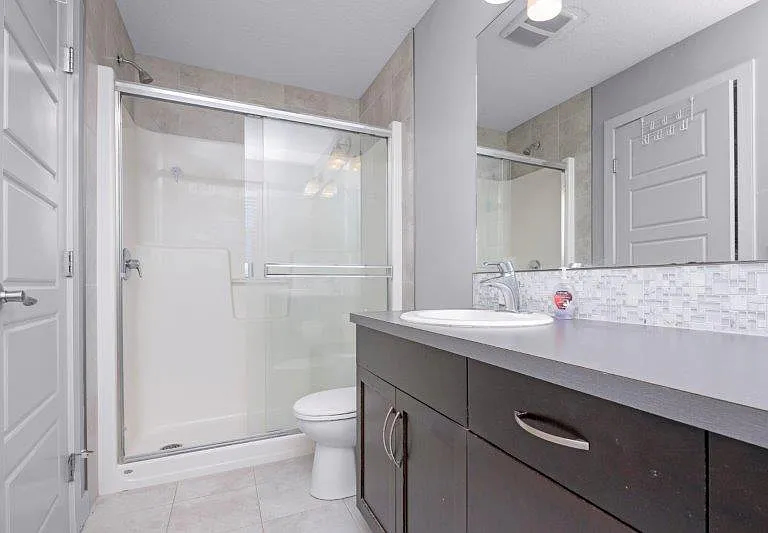 226 Redstone Dr NE — Photo 19