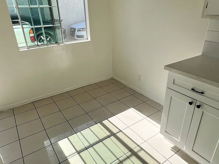 6827 San Luis St — Photo 6