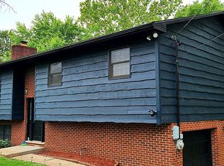 6542 Pike St, Mineral Wells, WV 26150