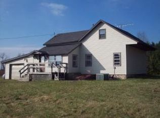 W4781 Schonfeld Ln, Peshtigo, WI 54157